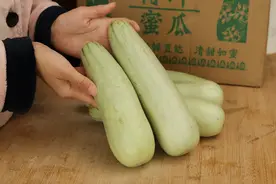 4月份不能错过的应季水果，营养丰富汁水足，好吃便宜放开了吃图片