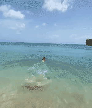 开心一刻｜一个人容易想太多，想太多容易一个人