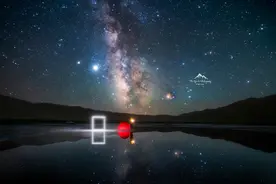 摄影师拍下星空下的少年，画面让人感动得泪流满面图片