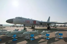 中印边境军情报告：解放军一线部署轰-6K，打击范围覆盖新德里图片