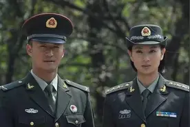 8年前，因《我是特种兵》而火的吴京和侯梦莎，如今怎么样了图片