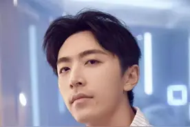 万万没想到白客穿搭帅气十足 网友们觉得他演技怎么样评论留言啊图片