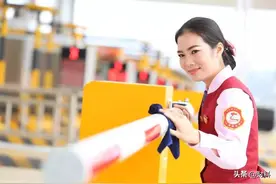 为何有人宁愿排队，也不走ETC通道？内行人说出了实情图片