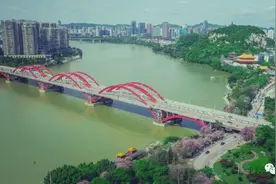 原来从空中看柳州江滨公园这么美啊！图片