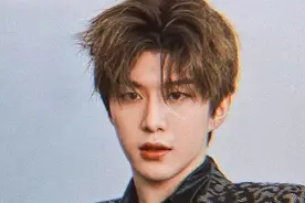 人间大白鹅，偶像练习生万年老三，范丞丞被综艺之神追着喂饭吃图片