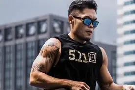 还记得那个油腻的李玖哲吗？几年过去，竟摇身一变成肌肉猛男图片