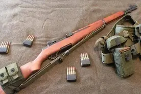 中国军队与美制M1加兰德步枪图片