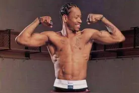 艾弗森百米速度10秒3，弹跳110厘米，而威少和罗斯是这数据图片