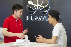 淘宝、京东、拼多多网购的手机，跟实体店购买，有啥不一样？图片