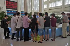 南大二附院红角洲院区举行消化系统疾病义诊图片