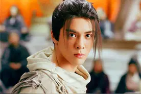 身负三门绝学的张无忌，被二流武功吊打，《倚天》整体武功被高估图片