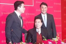 香港地产大亨，宁愿借腹生子也不结婚，"代孕妈妈"生3个男胞胎图片