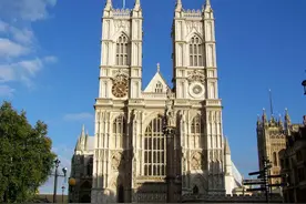 英国10大最古老的建筑，牛津大学和伦敦塔上榜，你知道几个？图片