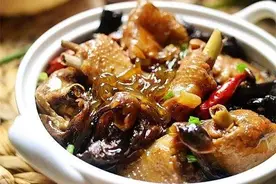 吉林美食推荐：“小鸡炖蘑菇”，营养丰富的东北菜，简单做法图片