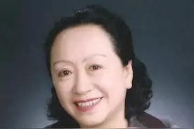 张抗抗的丈夫姜戎，写出了别人穷极一生也写不出的小说《狼图腾》图片