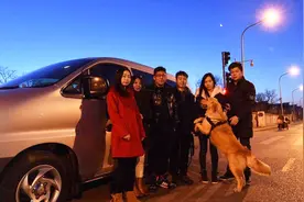 春节走亲戚，五座车坐四个大人加两孩子算超载吗？听下交警怎么说视频封面