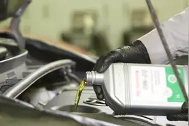 换了全合成就能更省油？视频封面