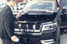 北汽终于不负众望！换标大奔霸气到店，一掀引擎盖，全场都愣了！