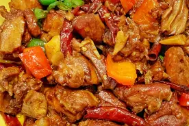 超简单的鸭肉做法，家常版啤酒鸭，鲜香微辣，一只鸭根本不够吃图片
