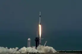 人类很可能生活在一个模拟现实世界中，是真实世界的概率只有十亿分之一？所以他执着于冲出地球图片