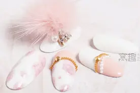 窝趣美甲教程 晕染皮草，毛绒球DIY饰品视频封面