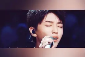 TFBOYS王俊凯时尚大片混剪MV：他的唱功你认真感受过吗？