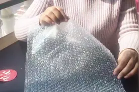 快递里的泡沫袋还有这样的妙用？好多人拆开后就直接扔掉了视频封面