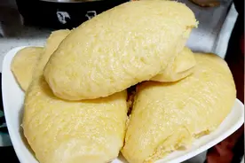烫面的馒头你吃过吗？三种面粉，口感松软还简单，老人孩子都爱吃视频封面