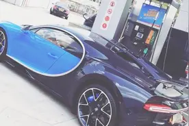 换一次漆抵一辆奔驰S级！大陆首台布加迪Chiron,落地花了4000万视频封面