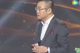 哥哥把同父异母的妹妹当外人伤透心，现场向妹妹道歉视频封面