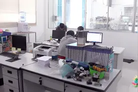 这待遇好！国内员工派去柬埔寨，工资翻倍，而且都是做主管视频封面