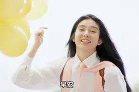 杨采妮这出场太飘逸，张卫健看的目不转睛，真的太美了！视频封面