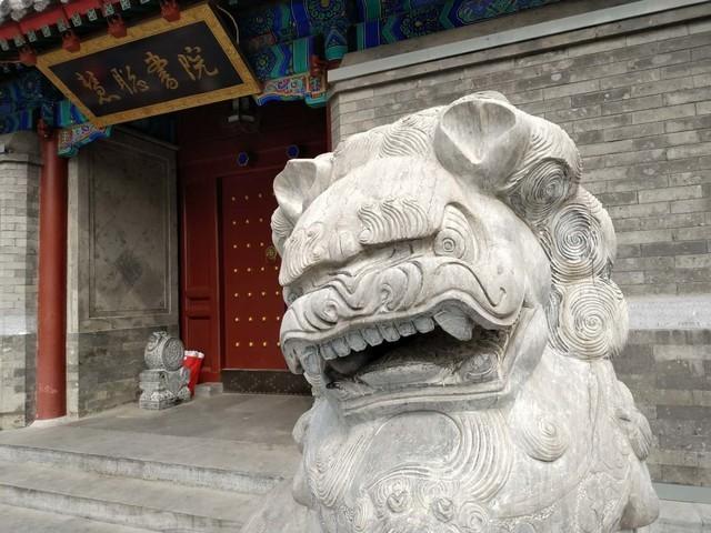 魅蓝E3评测 "6GB满配"遇上"光变"双摄