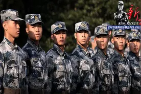 新兵成长全景纪录片①《初训》视频封面