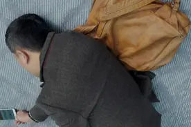 美好生活大结局：张嘉译表明不该要新心脏，突然晕倒生死未卜视频封面
