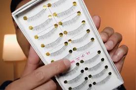 化妆小白手残党必看！贴假睫毛干货，学会再也不怕戳自己眼睛啦！