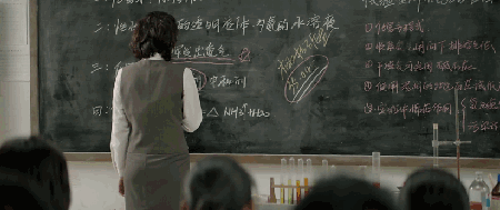 一根根小小的粉笔，也能画出大大的奇迹，看完艺术家的画我信了