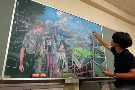 一根根小小的粉笔,也能画出大大的奇迹,看完艺术家的画我信了