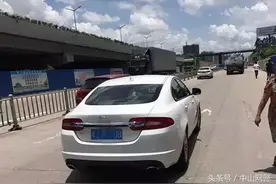 胆大包天，不法分子竟在高速路口“劫法场”！图片