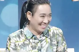 女儿回忆母女往事，妈妈面对女儿不自在？视频封面