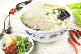「羊肉泡馍的做法」从食材处理到制作完成详细解说简单易学视频封面