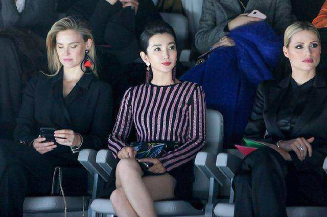 李冰冰这两年真的越来越美了，她是怎么越活越闪耀的？