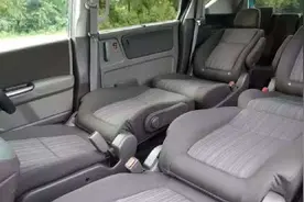 本田飞度7座车型终于来了，超大空间加上低油耗，想不火实在太难视频封面