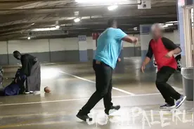 恶作剧：忍者一刀砍下头颅，吓坏路人视频封面