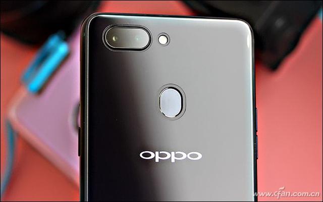 感受超视野全面屏的诱惑！OPPO R15评测体验