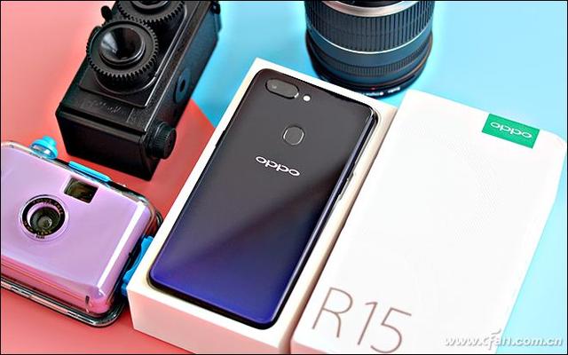 感受超视野全面屏的诱惑！OPPO R15评测体验