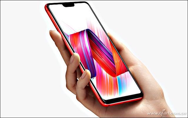 感受超视野全面屏的诱惑！OPPO R15评测体验