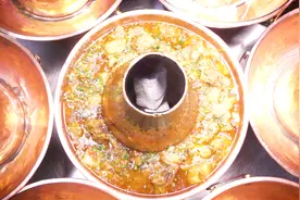 没去过云南的你，赶快来火烧云吃最正宗的傣族菜吧！视频封面