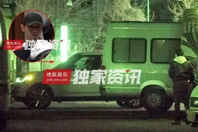 张继科景甜晒牵手照公布恋情！发糖这么久，终于变成明晃晃的狗粮