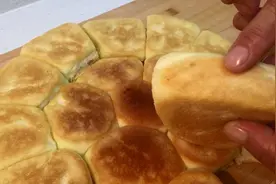 在家用平底锅也可以做面包，我先收藏了！